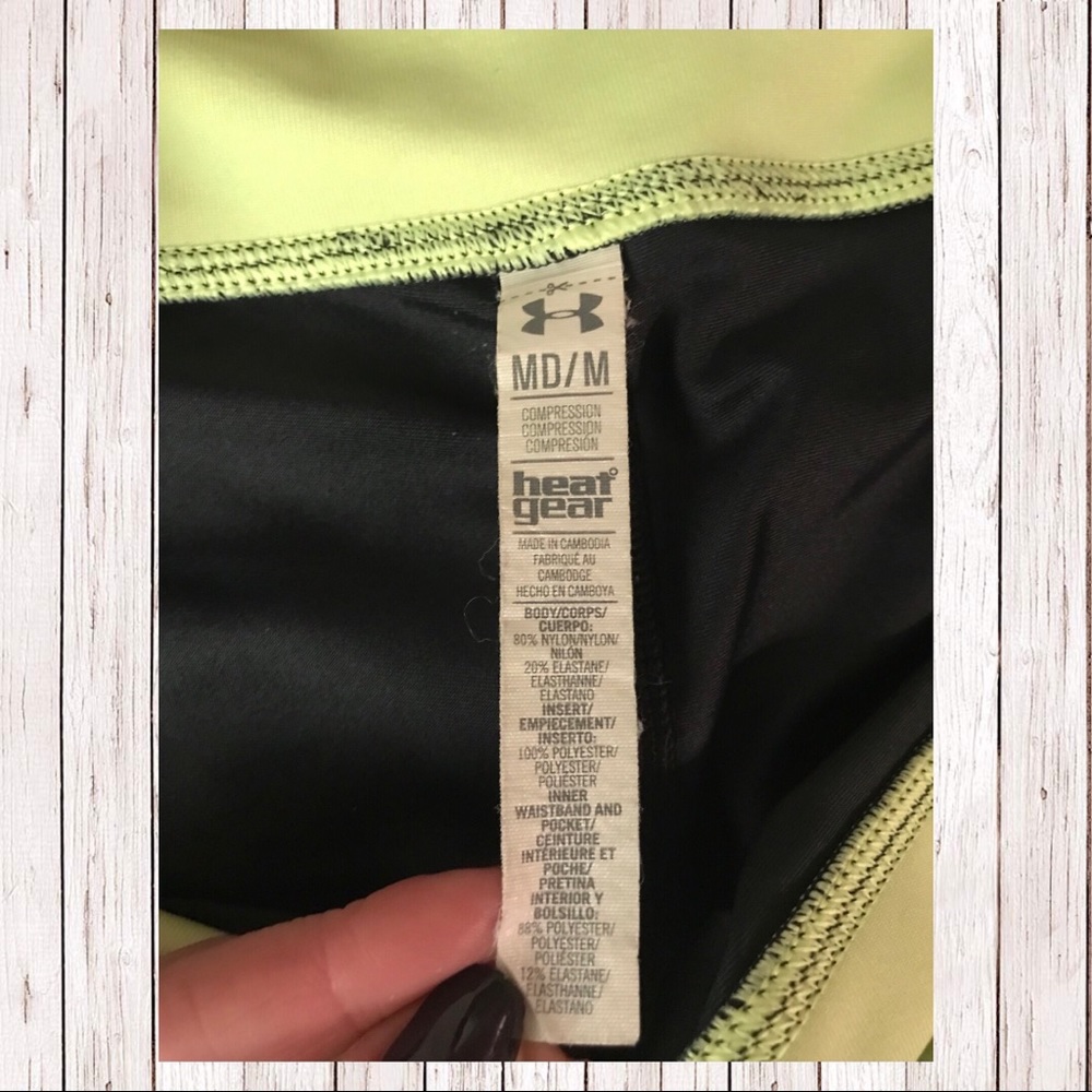 ✨Edgy Under Armour Leggings - Picture 3 of 4